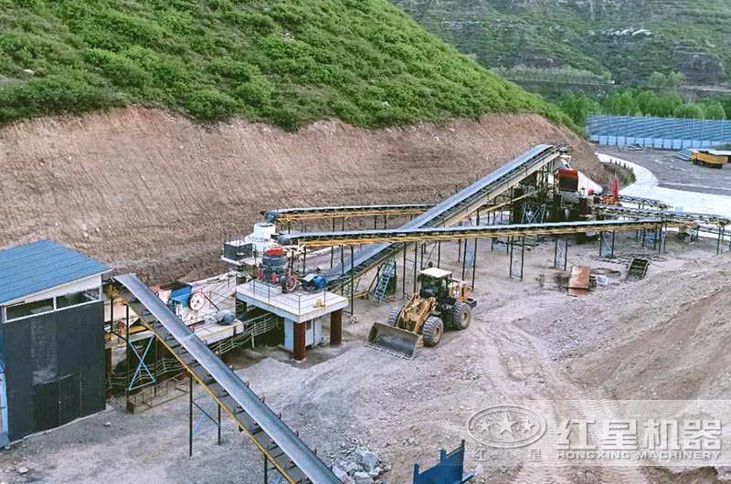 打石英砂用什么设备？提供高纯石英砂生产工艺流程