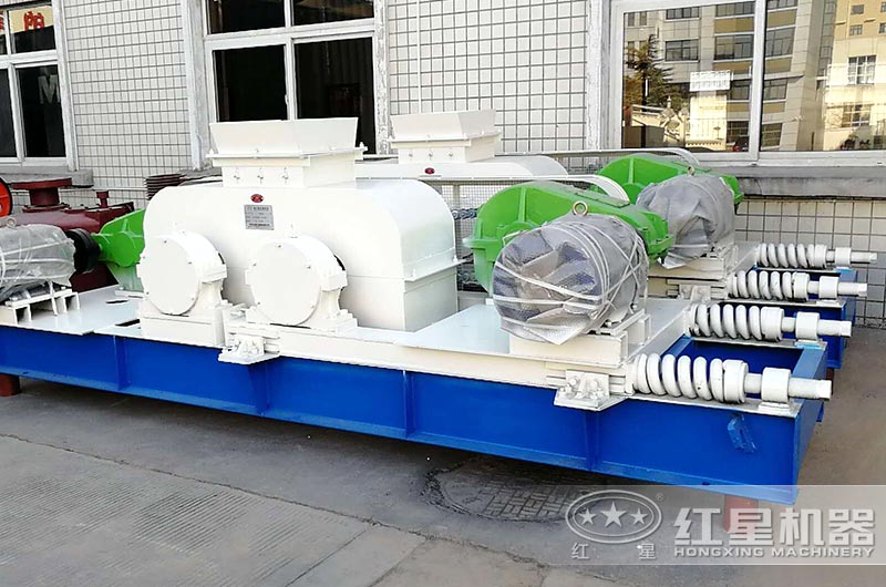 每小时200吨对辊制砂机多少钱一台？附型号和技术参数