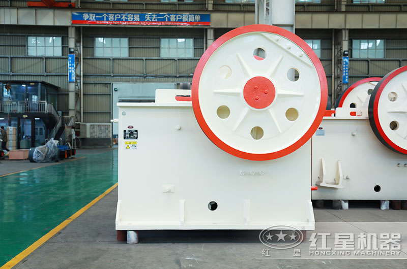 小型粉碎机多少钱？有哪几种设备型号可以选择?